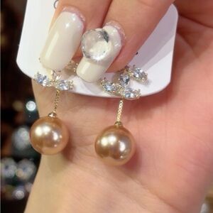 Elegant Gold Pearl Drop Earrings